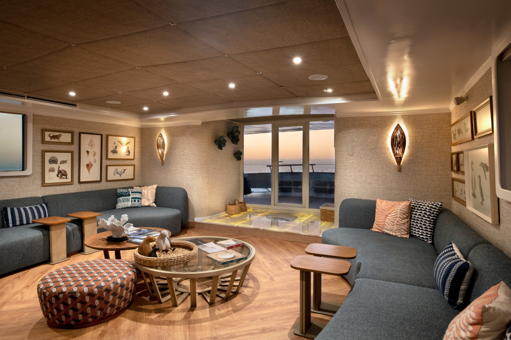 Área de Salón - Galapagos Explorer